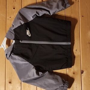 Nike Windbreaker Jacket  Size 2t Unisex